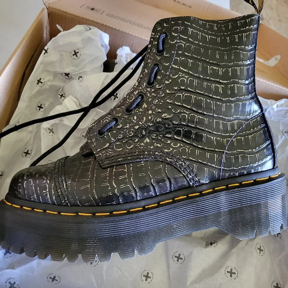 Dr. Martens Wild Croc Sinclair boots - Picture 7 of 16